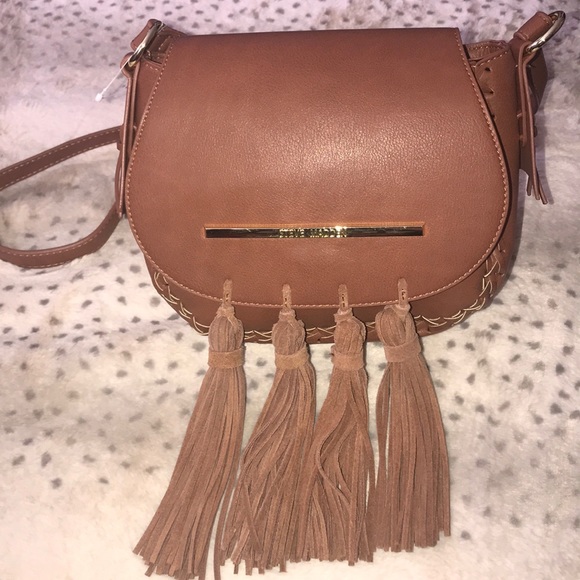 Steve Madden Handbags - Steve Madden cross body with leather fringe
